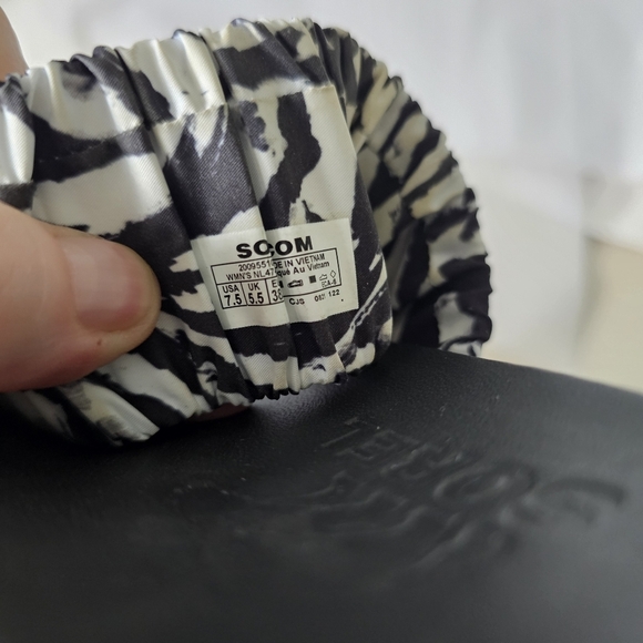 Sorel Women's Roaming Two Strap Slide Flat Sandal - Picture 7 of 7